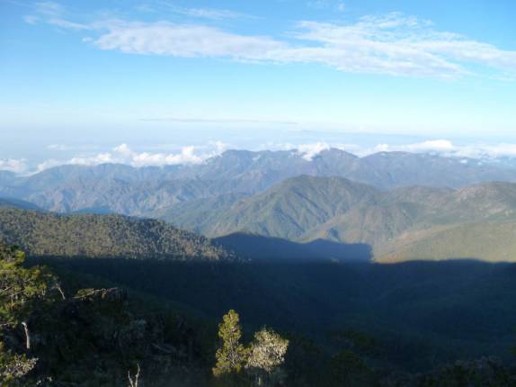 Vista do alto do Pico Duarte, na República Dominicana